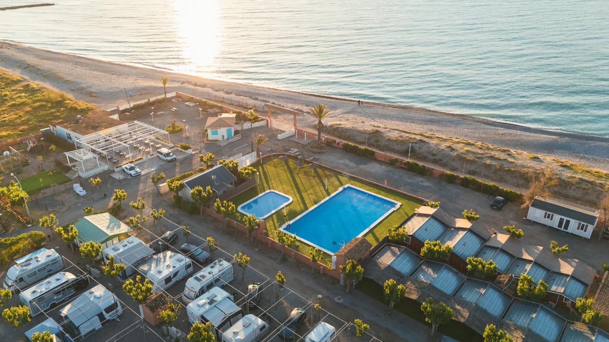 Camping Tres Estrellas Mediterraneo Чилчес Екстериор снимка